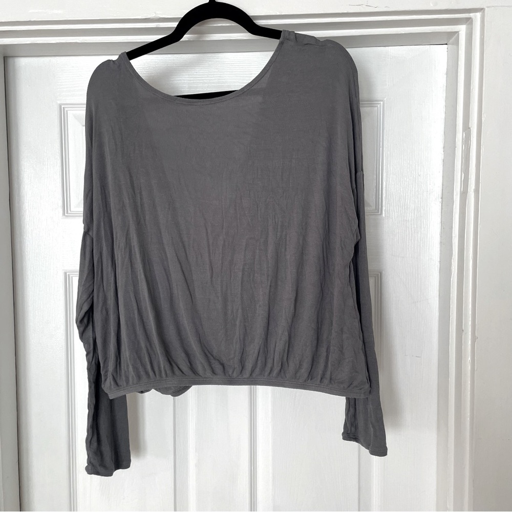 JoyLab Yoga Shirt Open-Backed Stretch Hem